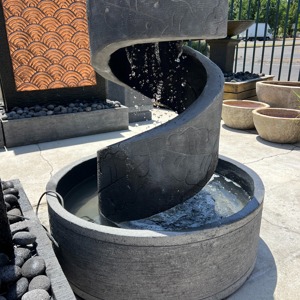 Untir Water Feature